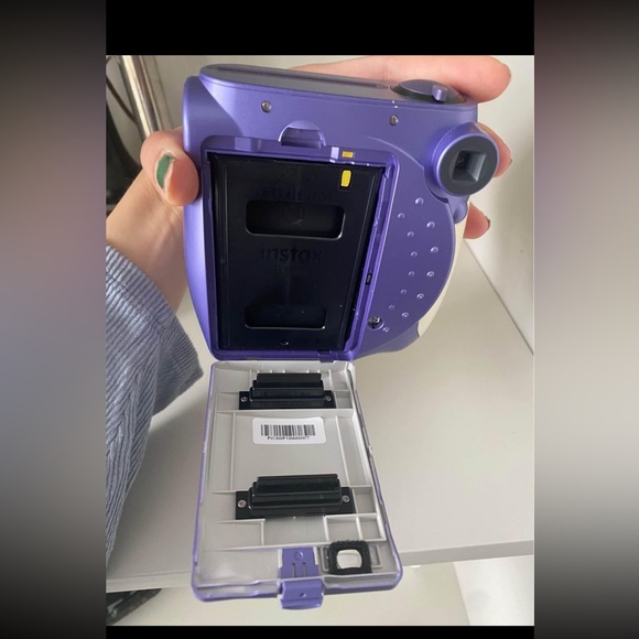 Polaroid PIC-300 Instant Film Camera purple - Picture 3 of 5